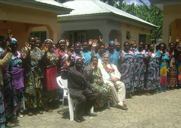 TanzaniaLadies1.jpg - In Tanzania Dr Morris met with ladies practicing Transcendental Meditation and Pastor Norbert, a new teacher of TM in that country. Dr Morris was impressed with their dedication and expressed support of their plans to organize Consciousness-Based schools.