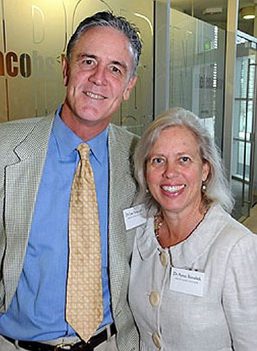 DrLeeFergussonDrAnnaBonshek.jpg - Dr Lee Ferguson and his wife Dr Anna Bonsheck, are founding rectors of Maharishi Vedic University in Cambodia. Over many years the couple coordinated the initiative to launch and successfully expand the university?s programmes.
