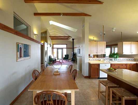 86.jpg - The previous house is the largest home in Abundance EcoVillage, but  is still small by American standards (1,400 square feet or 130 square metres). Every inch of the space is efficiently used.