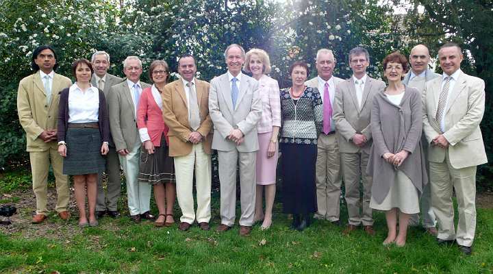 16.jpg - Administrators and teachers of the Transcendental Meditation Programme came from the Nantes region of western France and greatly enjoyed meetings with the Dillbecks. and Dr Lemoine.