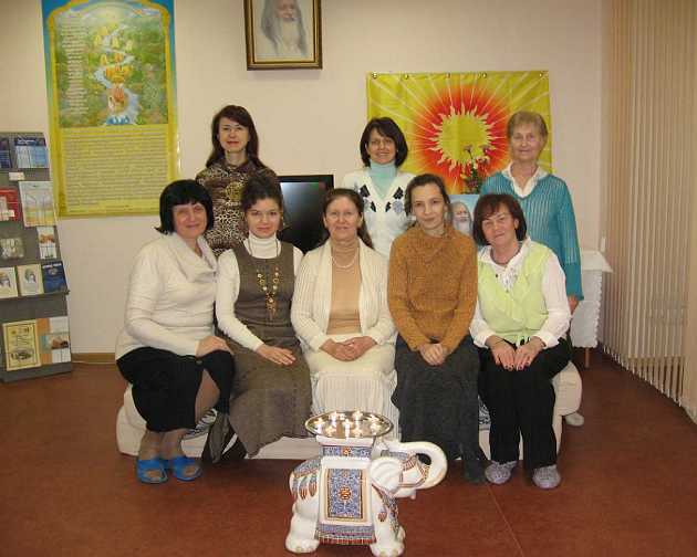 RUSSIA_02.jpg - Russia: Six inspiring day courses created by the Global Mother Divine Organization were offered for women in the first half of the year. Ladies reported that the courses are deeply softening, transforming, and nourishing for their hearts, minds, and consciousness.