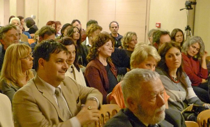 Greece-041.jpg - The audience at the lecture in Athens was very interested in correlations that Dr Chandler brought to light, indicating that ancient Greek scholars offered the same knowledge as is found in the ancient Vedic texts.