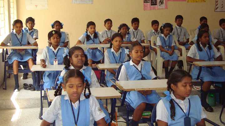 2.jpg - Hyderabad School and College: As well as the entire student body, 200 lecturers, teachers and parents practice  the Transcendental Meditation Sidhis Programme. All students enjoy deep  experiences and the benefits of Maharishi Consciousness-Based Education.
