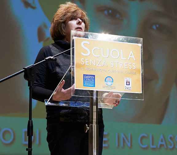 13GiovannaFinocchiaro.jpg - Giovanna Finocchiaro, teacher of the Middle School E. De Amicis of Catania, pioneered the introduction of the Quiet Time programme in Italian schools and works with the organization, Scuola Senza Stress (Stress Free Schools). She presented her experiences of teaching the technique of Transcendental Meditation to her students and explained the benefits in the classroom as being both concrete and highly gratifying.