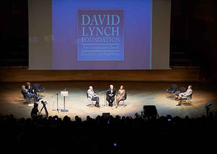 6ConferenceStage.jpg - The Stress-Free Schools conference in Milan featured presentations on Consciousness-Based Education by administrators of the programme, research on the benefits, and included compelling videos made by The David Lynch Foundation.