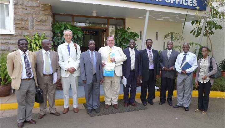 Slide20.jpg - March 2012Kenyan teachers of Transcendental Meditation (from left to right) Simon Mwangi, Solomon Mwangi, Dr Naituli (to right of Dr Morris), and Patrick Kinuthia (not pictured here) accompanied Dr Morris and Dr Graham De Freitas to visit the leaders of Kenyatta University.