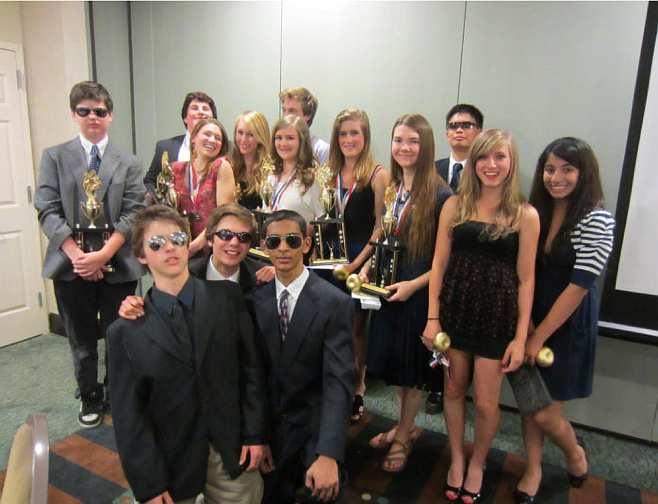 MSAEawards4.jpg - MSAE student, 2012 winners in the Global Destination ImagiNation competition in Knoxville, Tennessee.