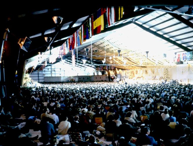 22_Bevan.jpg - The Grand Assembly Hall, built in just three weeks during the middle of an Iowa winter, was large enough to accommodate the 8000 course participants.