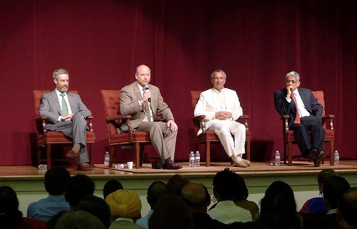 SF6.jpg - Still at the India Community Center in Milpitas Dr Hagelin, a world-renowned quantum physicist, gave a theoretical explanation and presented scientific research documenting how technologies derived from the ancient Vedic science of consciousness have been applied to reduce crime, violence, terrorism, and war and to promote peace throughout society.