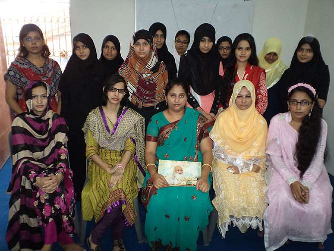 Bhori-Bai-with-her-GMDO-ladies.jpg - Mrs Kumar (C) has taught Transcendental Meditation to many Pakistani women, including schoolteachers, and wives of prominent industrialists. She is very dedicated to promoting Maharishi?s knowledge in Pakistan and participates in all the teaching activities.