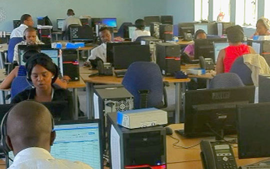 SAfricaCallCentre.jpg - A call centre business within the Maharishi Invincibility Institure in Johanesburg can at times generate 60 per cent of the income needed to support the institute. Various companies donated equipment to start the centre, including the South African government, for whom the centre often does projects.