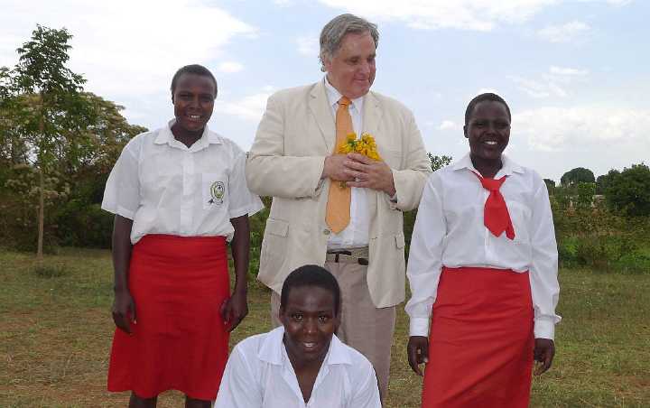 Uganda-GGn-(14).jpg - The experience at the Maharishi Girls? Secondary School was very blissful for everyone, and no one wanted to leave.