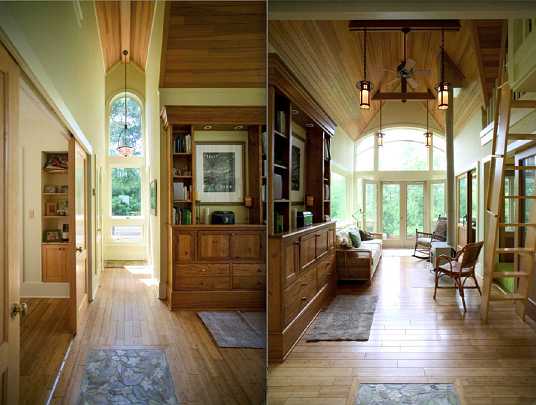66.jpg - North Carolina, USA: The hallway and Brahmasthan (auspicious central point) of the house. On the far right is a ladder to the loft.